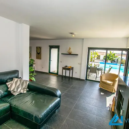 229 - Lanson By Now Ltd * Playa Blanca