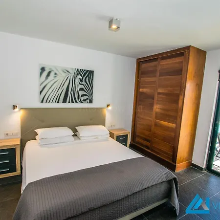 빌라 229 - Lanson By Now Ltd